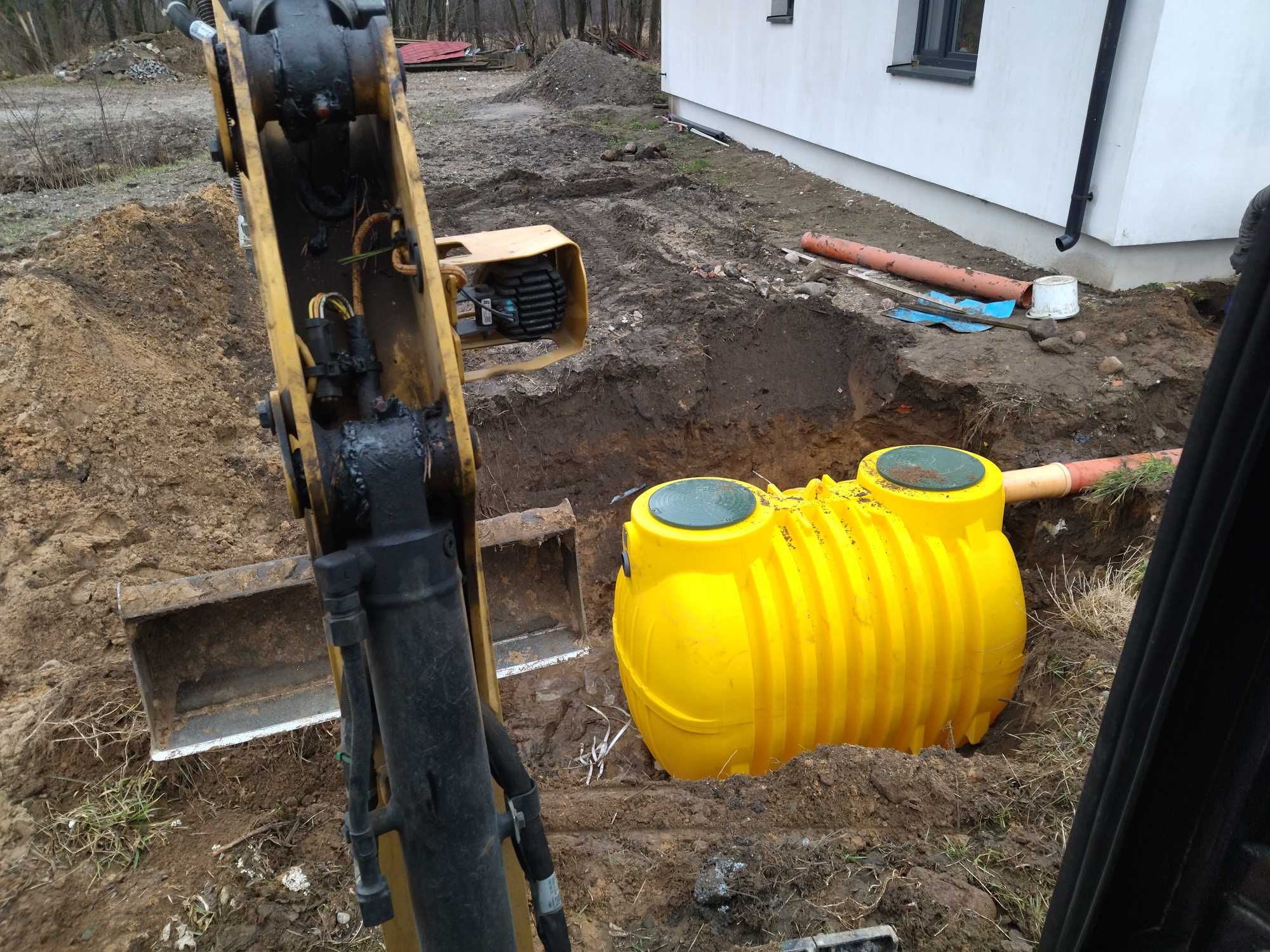 Montaż i sprzedaż przydomowych OCZYSZCZALNI ŚCIEKÓW I ZB NA DESZCZÓWKĘ