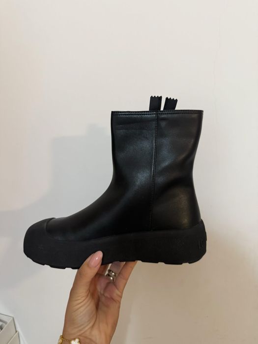 Love Moschino оригінал сапоги кеди кросівки напівчоботи козаки