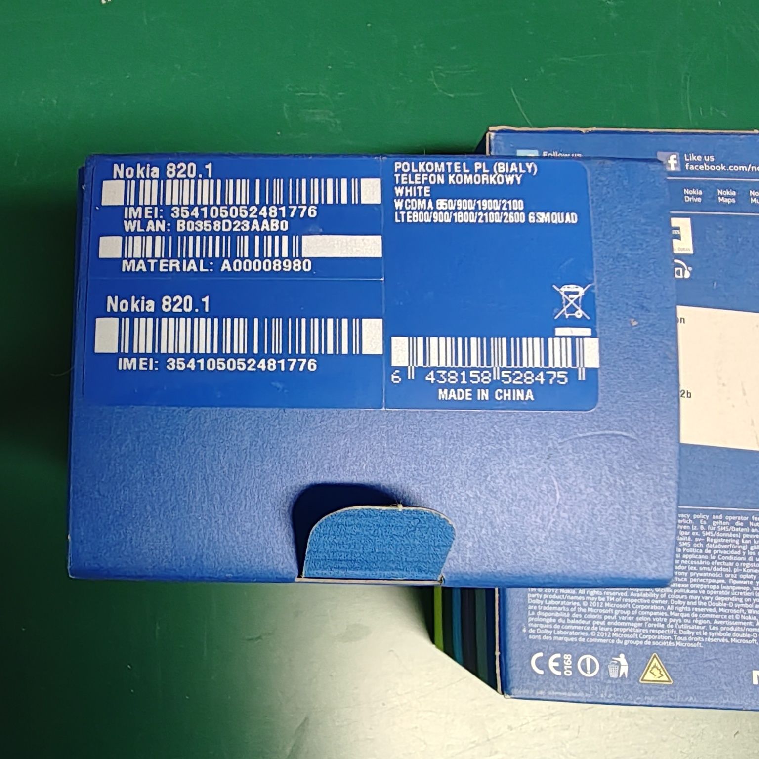 Nokia Lumia 820.1