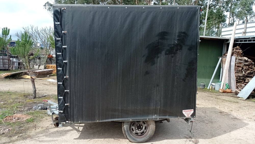 Vendo reboque 1400€