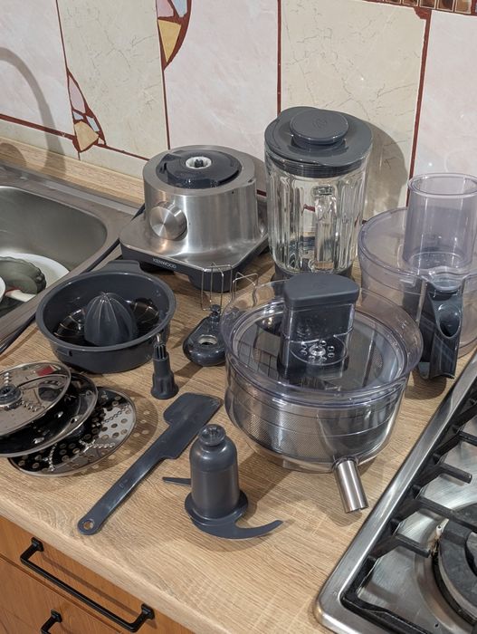 Кухонный комбайн Kenwood FPM265