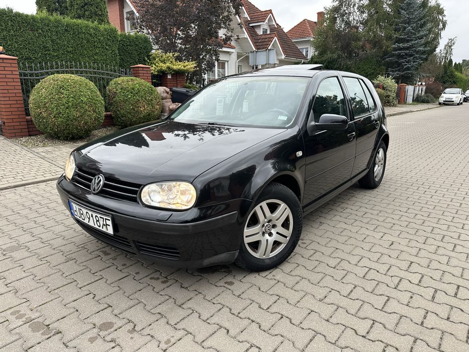 Volskwagen Golf IV 1.6 SR Dobre wyposażenie Zimówki