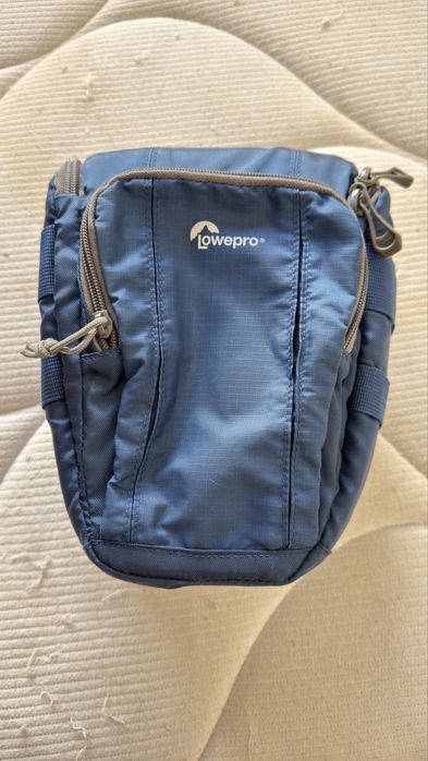 Case Lowepro para maq fotografica DSLR e objetiva