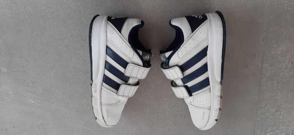 Adidas ADITUFF 28 wkladka 18 cm