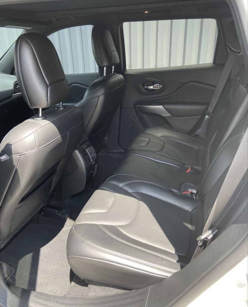 Jeep Cherokee 2019