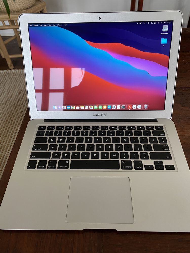 Laptop MacBook Air 2013r 13,3 " Intel Core i5 4 GB / 128 GB srebrny