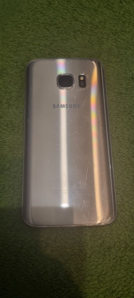 Продам телефон Samsung S7 4/32