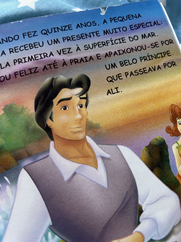 Livros, girassol e masha e o urso