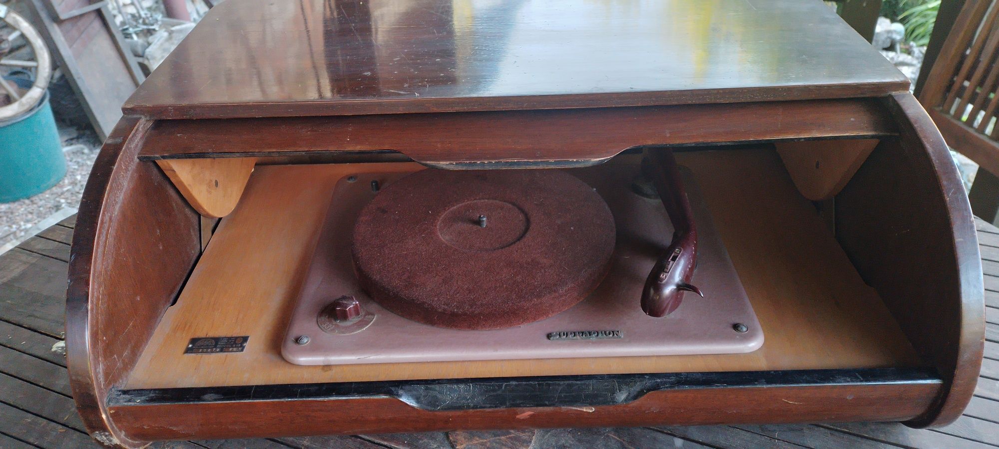 Stary Gramofon Chlebak