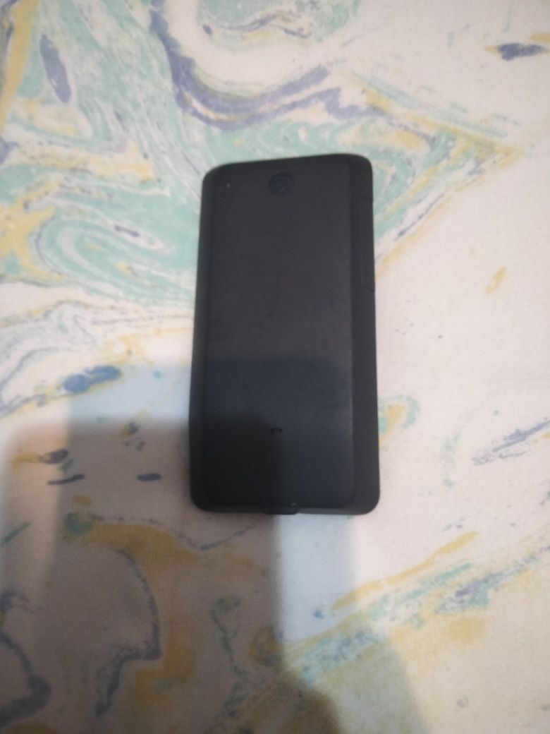 Telemóvel htc para peças urgência