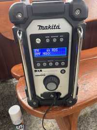 Radio budowlane Makita DMR104