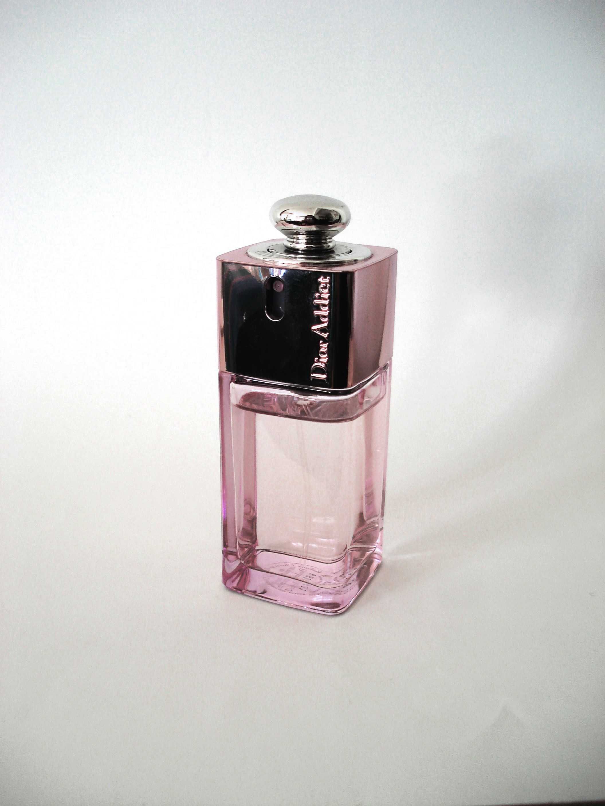 Perfumes Dior, Ralph Lauren, Escada e Estée Lauder