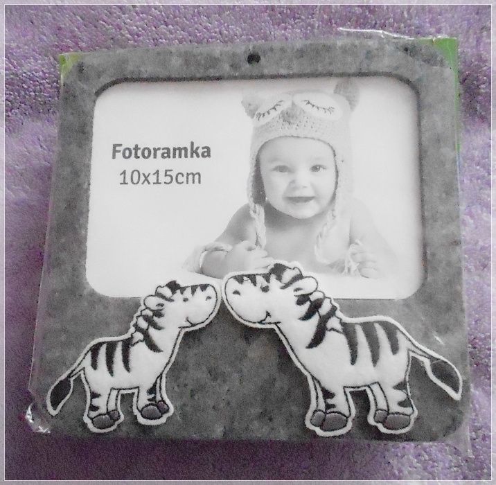 Ramka filcowa do zdjęć NOWA 10x15 cm.