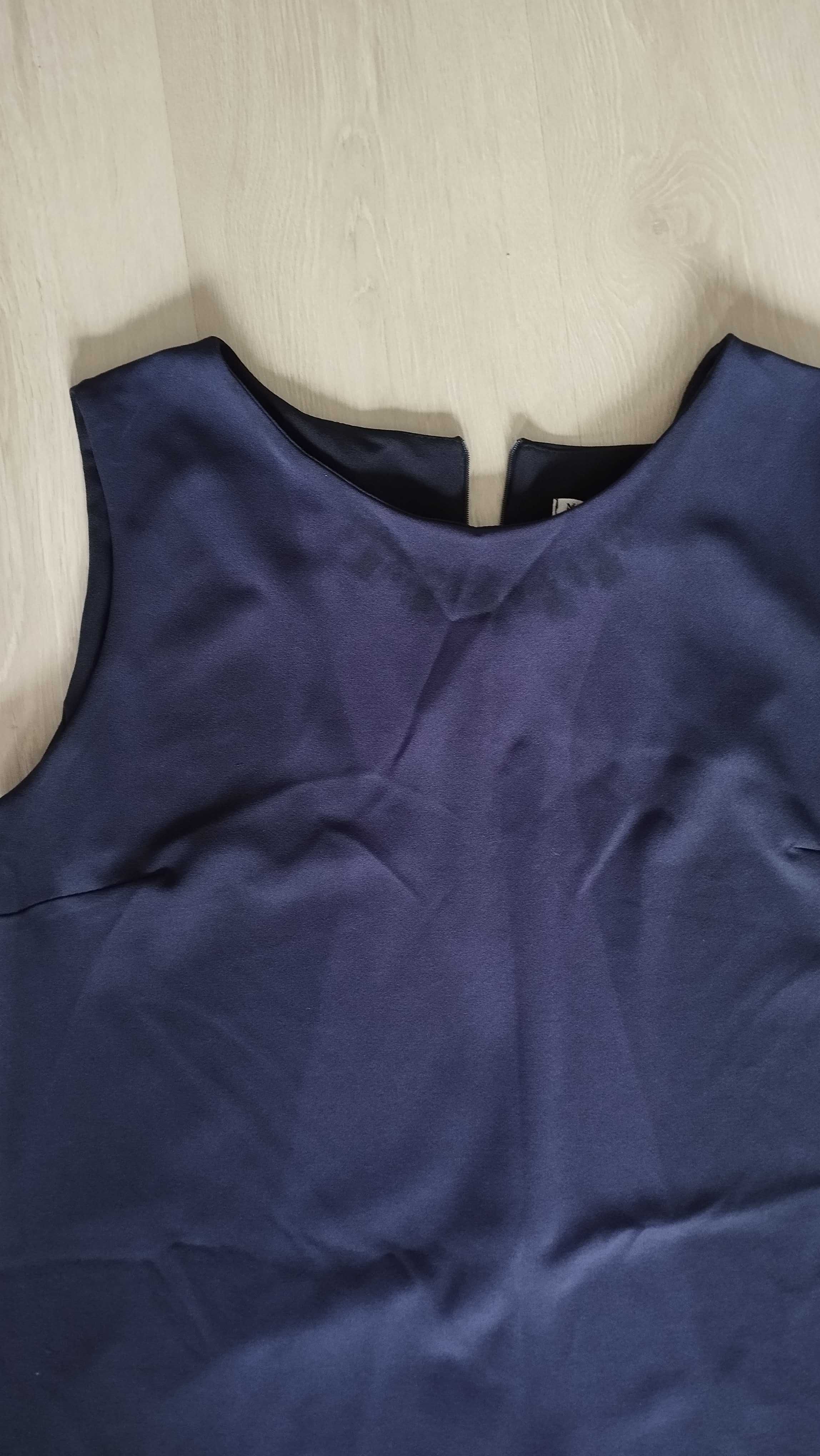 Vestido tamanho grande azul marinho