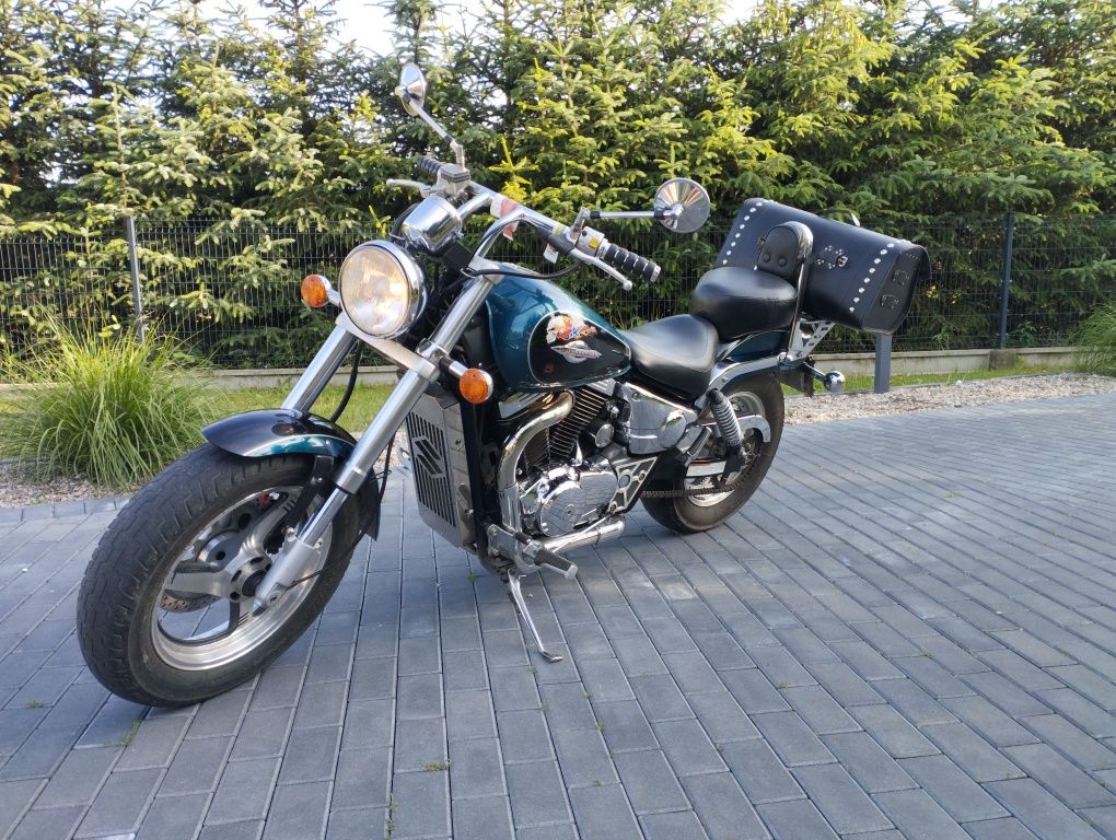 Motocykl Suzuki VZ 800