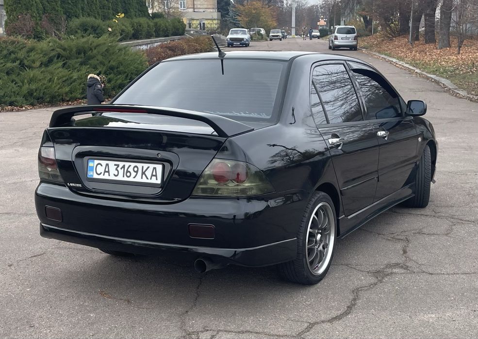 Mitsubishi lancer 9 2.0