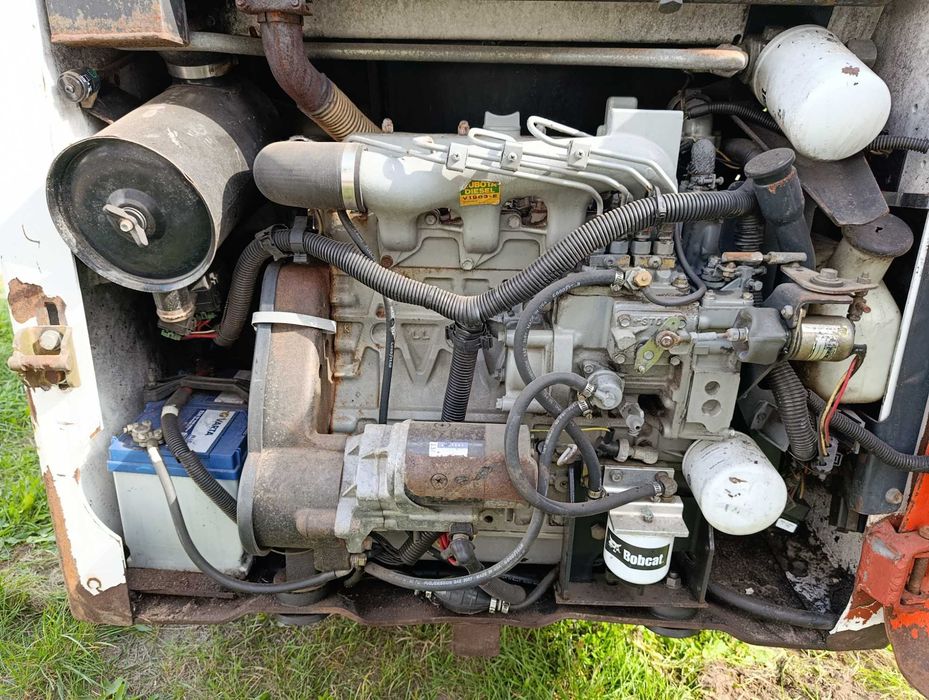 Miniładowarka Bobcat 751  Gehl Case