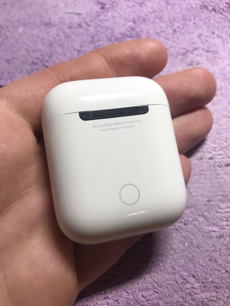 Etui Ładujące Case AirPods 1 2 Stan Idealny