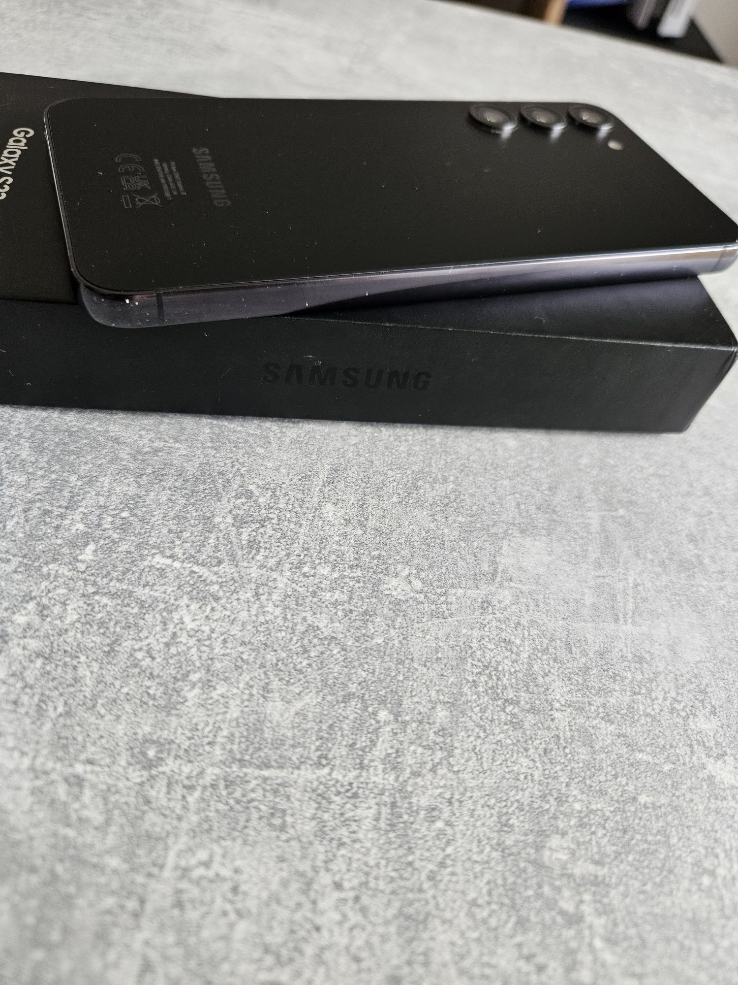 Samsung galaxy s23+ plus 8/256gb