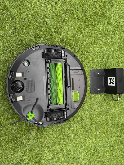 iRobot Roomba Combo j7 – Aspirador e Mopa 2-em 1