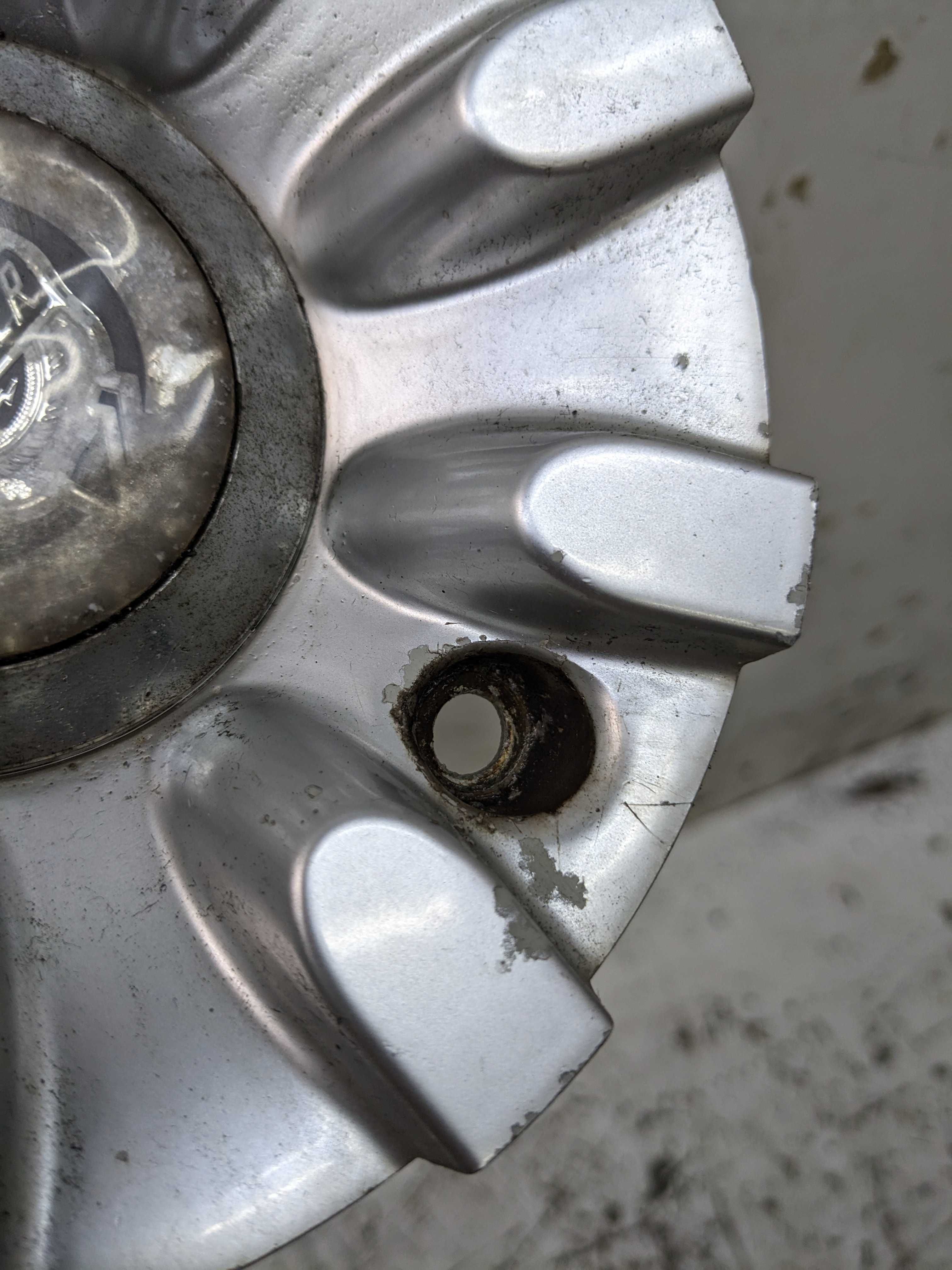 Chrysler 300C Dekielek Kołpak Słoneczko Nakładka Felgi