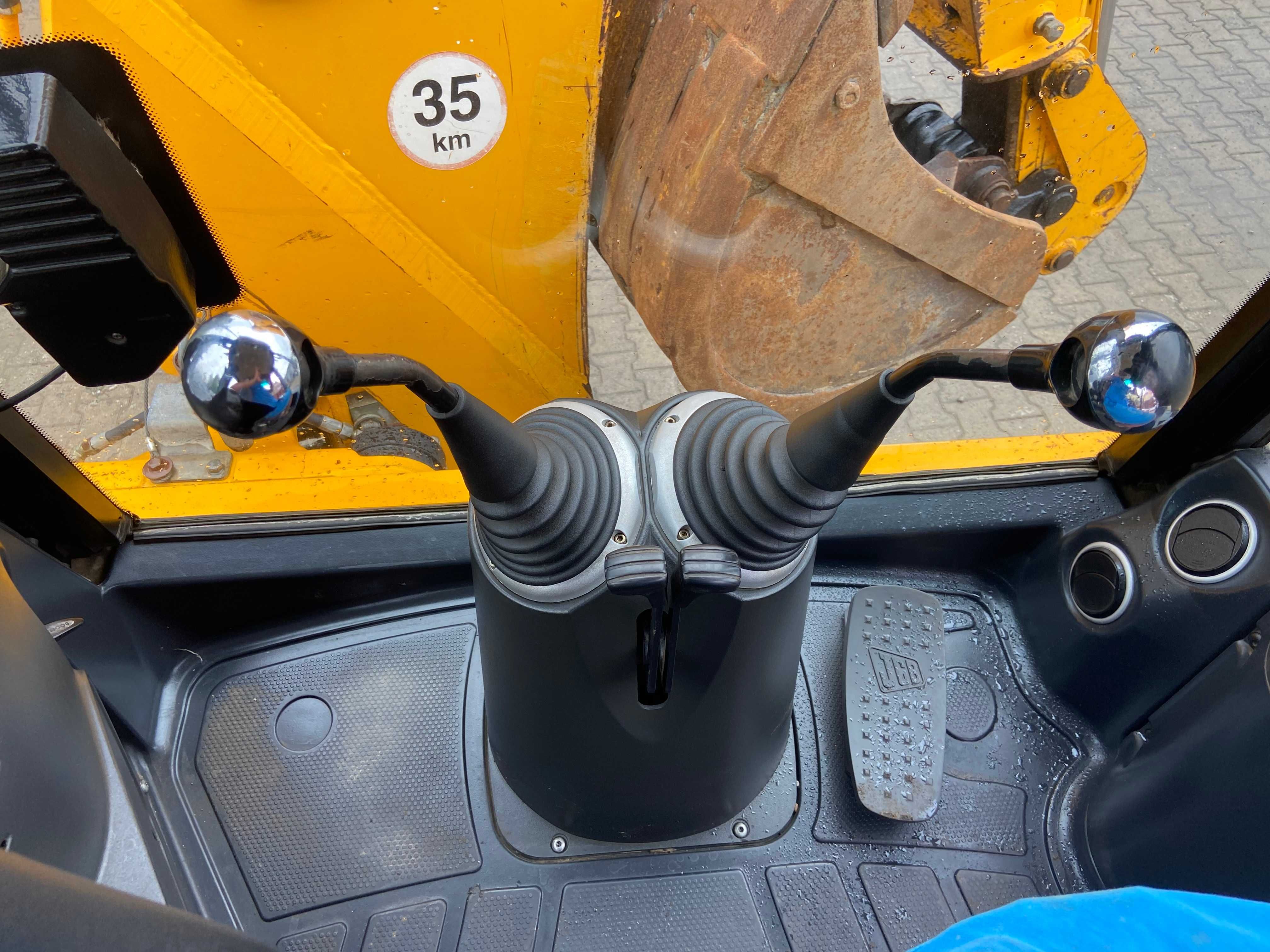 JCB 3CX,koparko-ładowarka