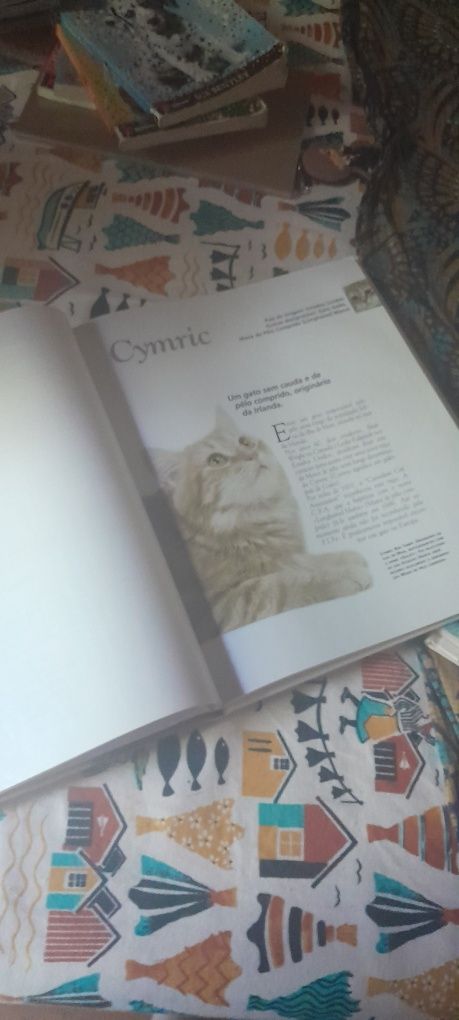 Enciclopédia do Gato Royal Cantin