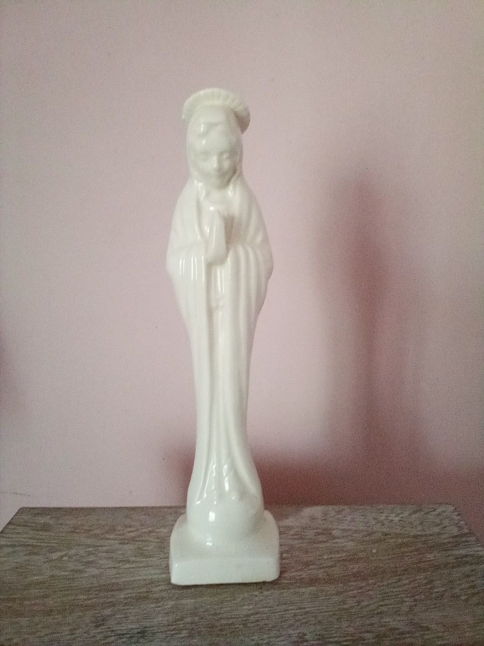 Figurka porcelanowa Maryjii
