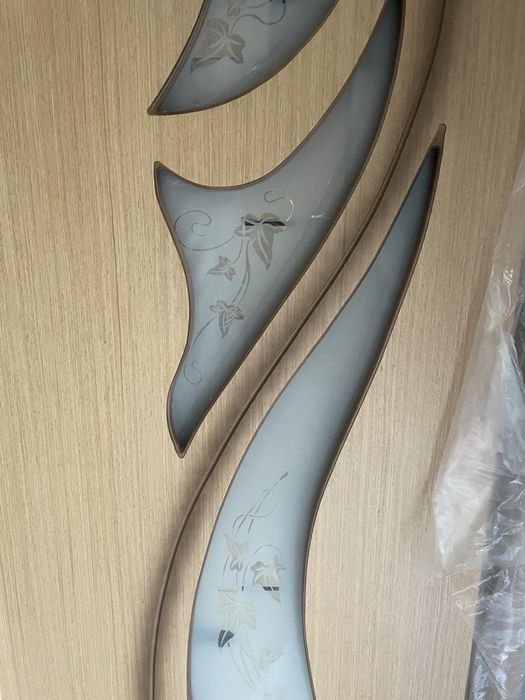 Продам міжкімнатні двірі