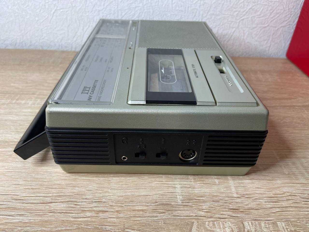 TINY cassette 110L (a) Магнітофон Касетник Радіо