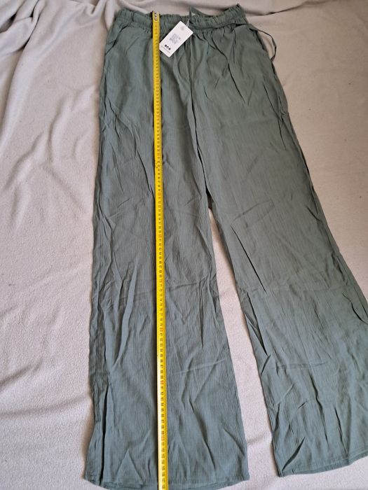 Nowe spodnie z szerokimi nogawkami, zielone r.S/M