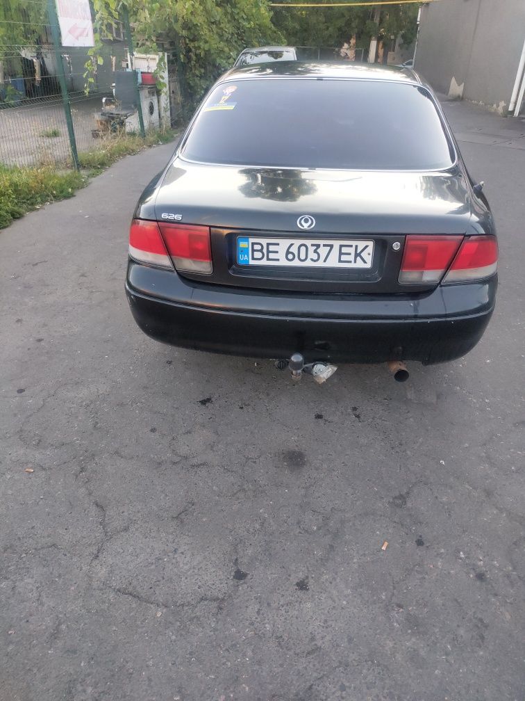 Продаю Мазду 626 ge