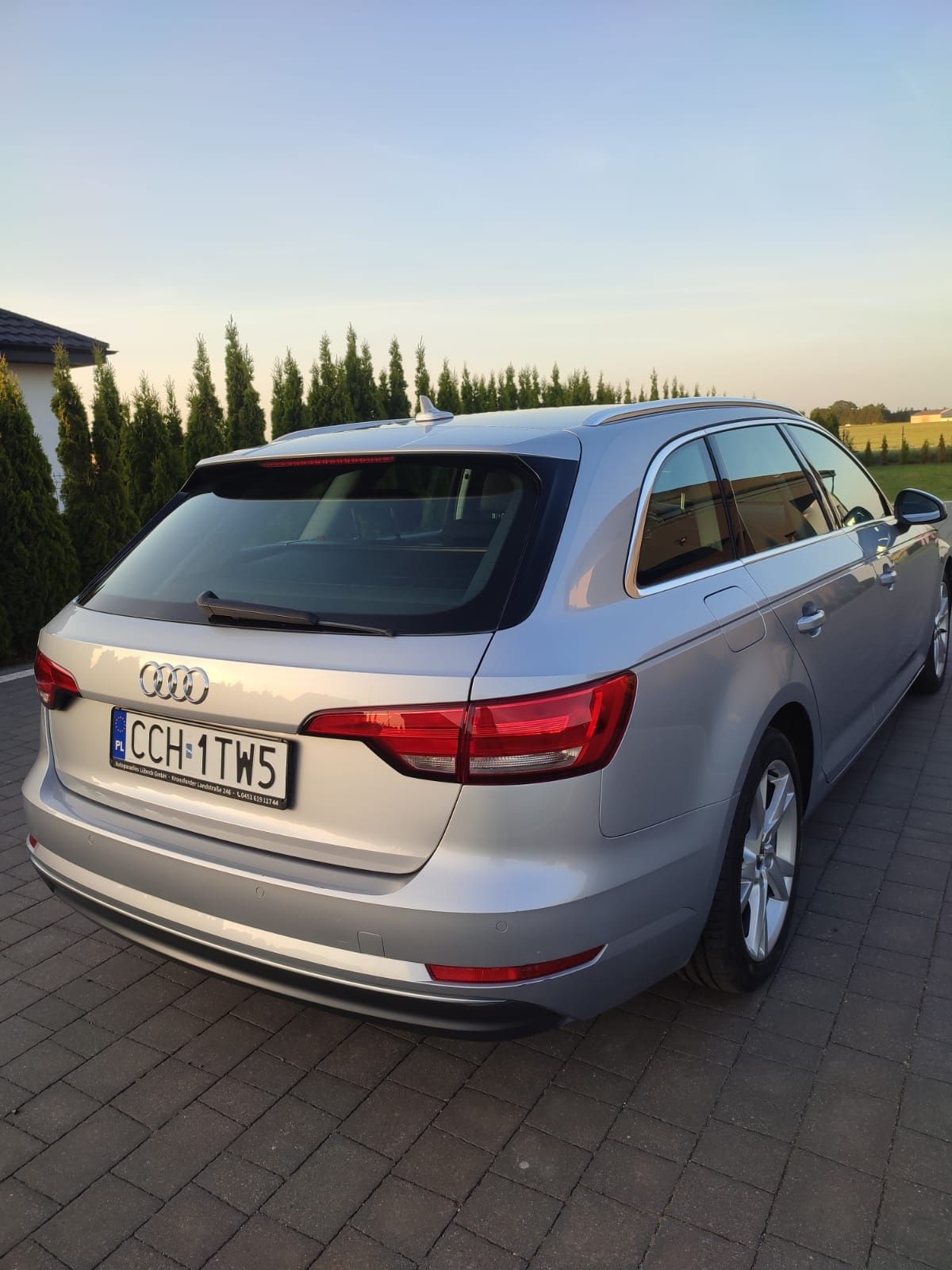 Audi A4 b9 2.0 TDI 2017 r.