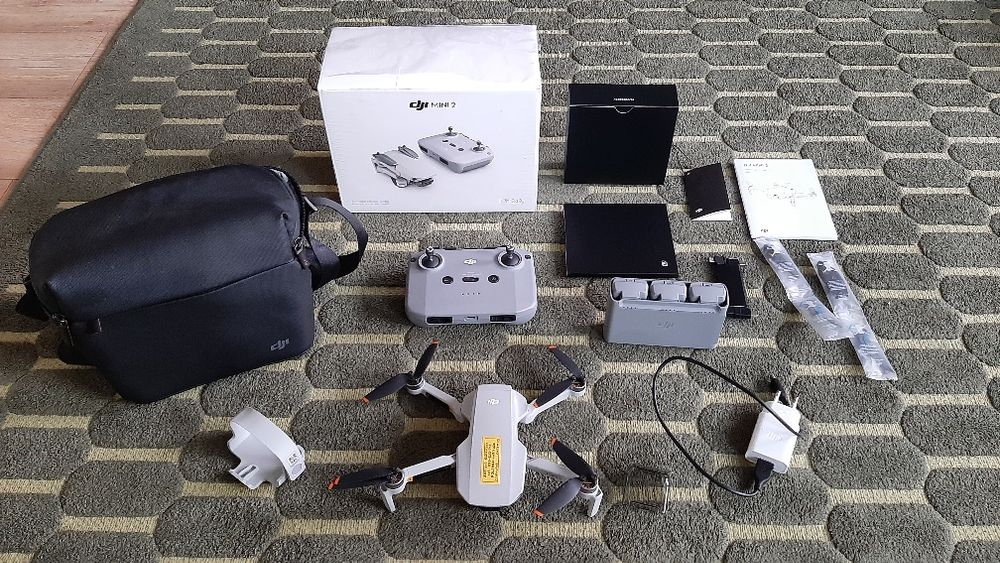 DJI Mini 2 Fly More Combo