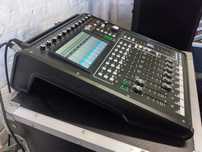 Cyfrowa profesjonalny mikser audio Studiomaster digiLivE 16