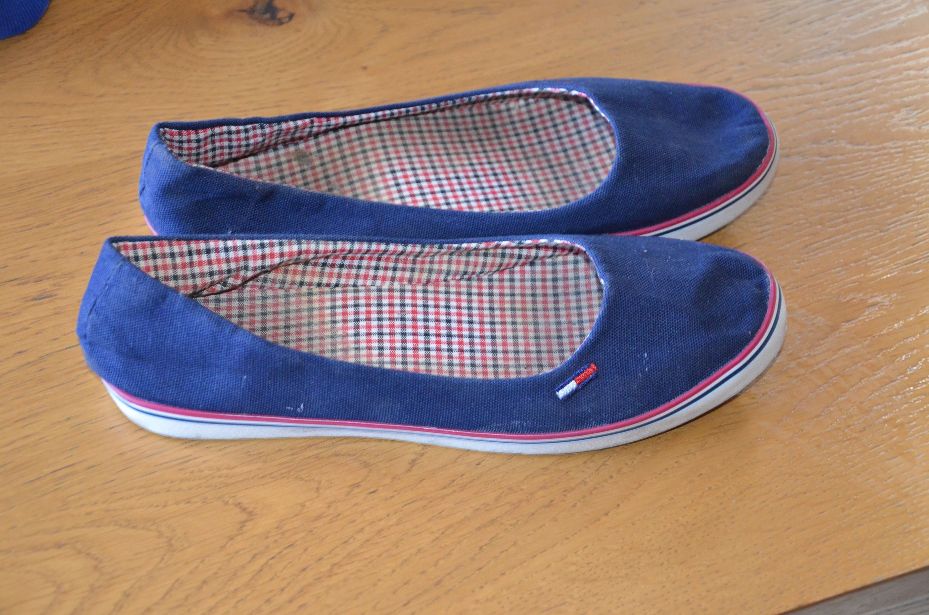 buty damskie  tenisówki r.39 granatowe Hilfiger Tommy