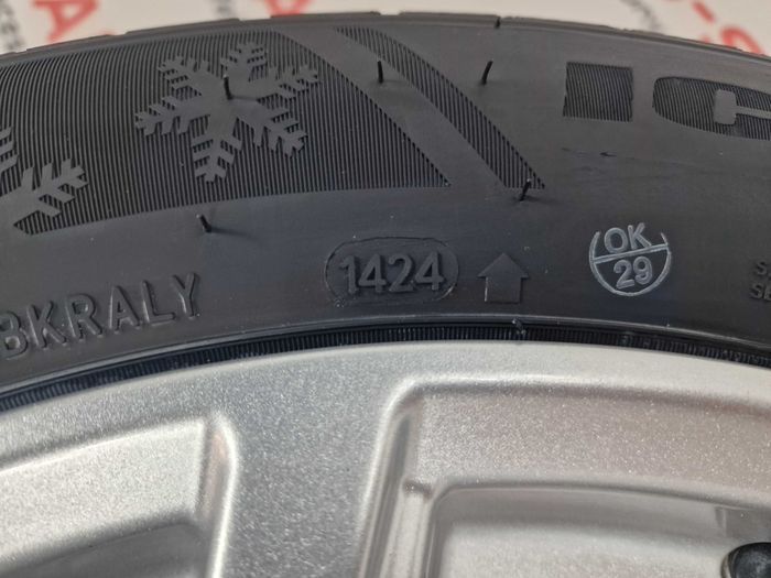 Nowe koła zimowe Toyota 17" 5x114,3 Yaris Cross Camry 215/55R17 Sailun