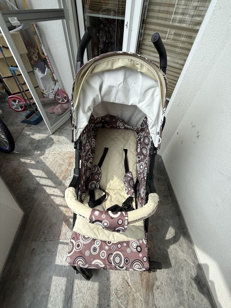 Продам прогулочну каляску