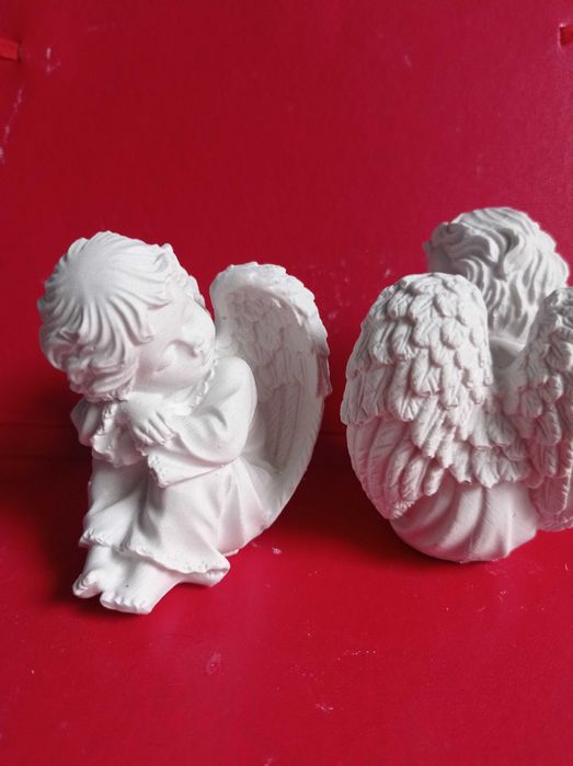 Aniołki figurki gipsowe na cmentarz stroiki