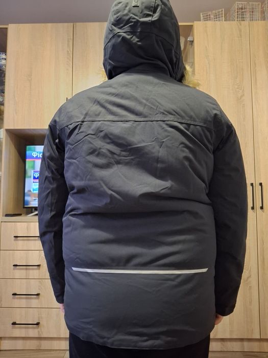 Курточка зимова на підлітка