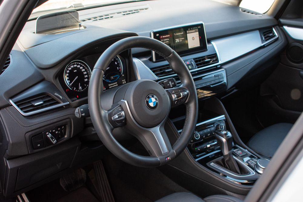 BMW 225 XE Active Tourer iPerformance MSport(financiamento disponível)