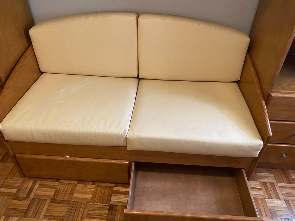 Estante com sofa