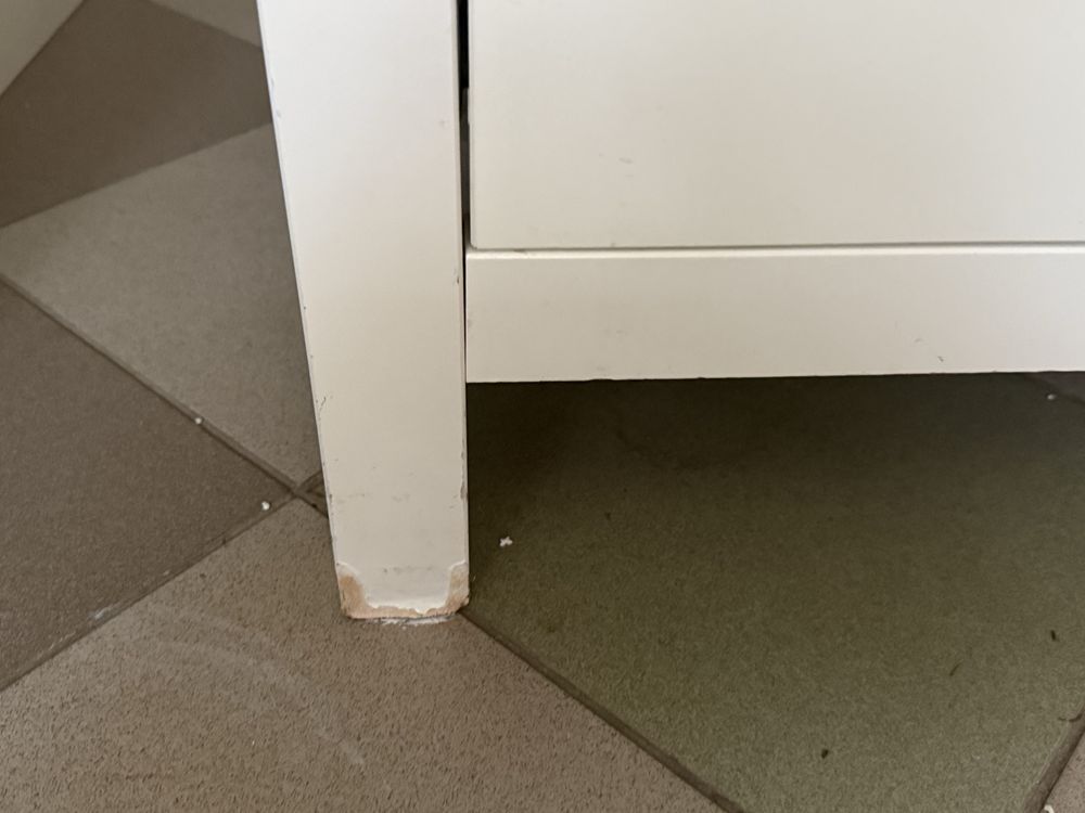 Komoda Ikea Hemnes biała 8 szuflad