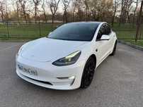 Tesla Model 3 2021 Рестайлінг