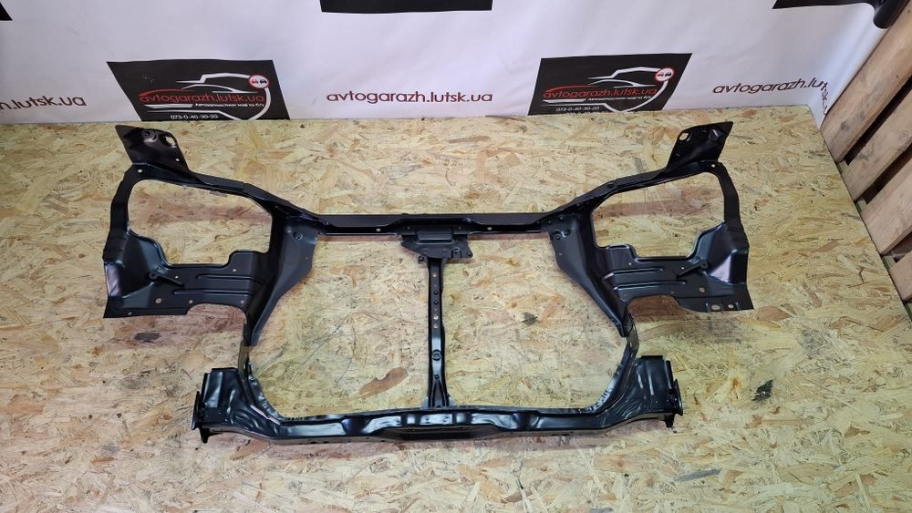 Передня панель телевізор X-trail T30 xtrail