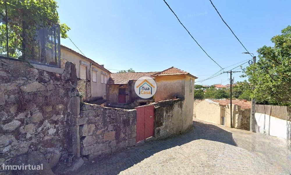 Casa para Reabilitar com Terreno de 1.963 m2 – Vila Nova de Gaia