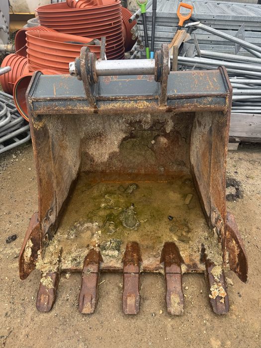 Łyżka kopiąca 120 i 200 skarpowa Hyundai szybkozłacze miller/daemo