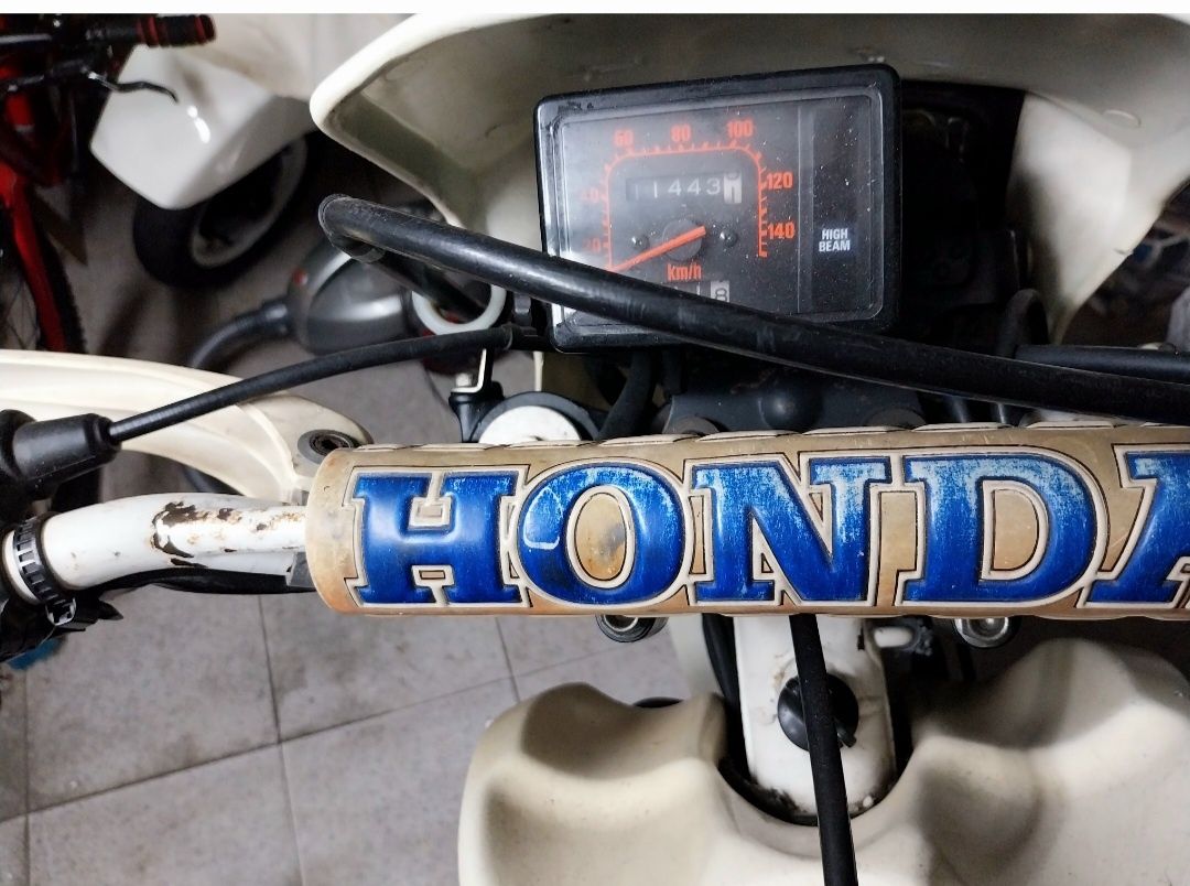Honda      XR 600