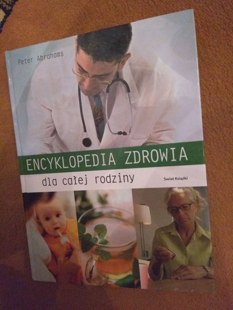 Encyklopedia zdrowia dla całej rodziny twarda okładka 256 stron