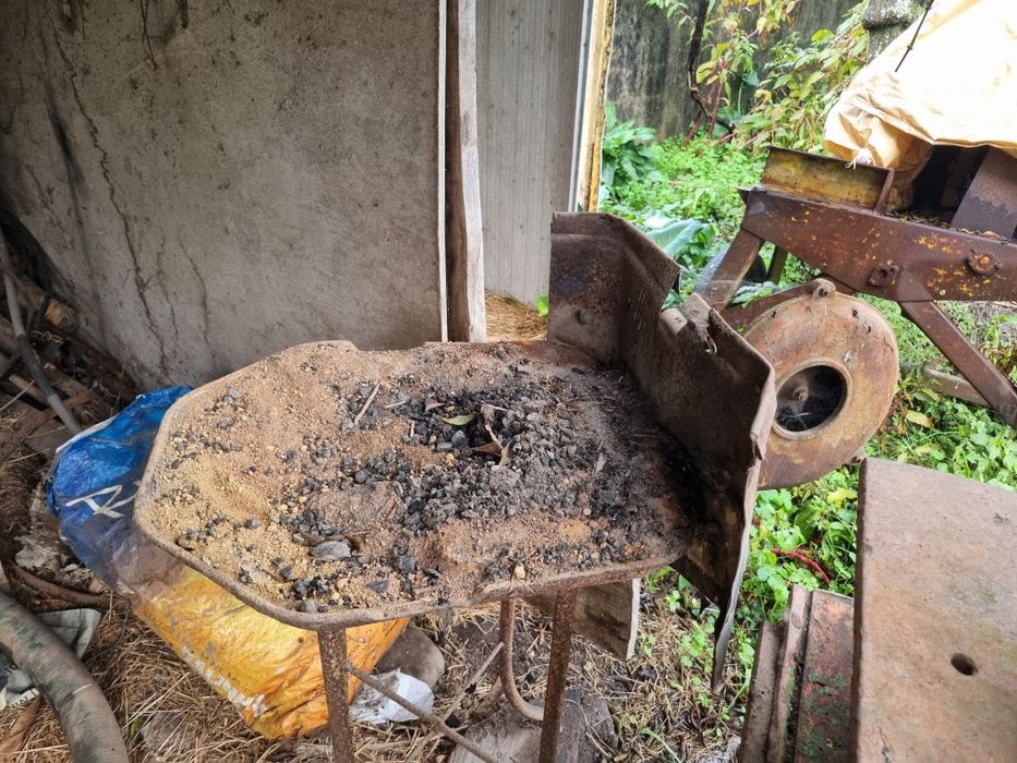 Venda de um conjunto de três pecas
